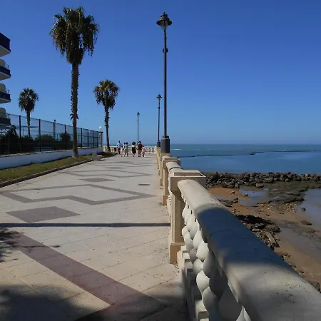 Penthouse On The Costa De La Luz, Air Conditioning, 300 Meters Away * Chipiona
